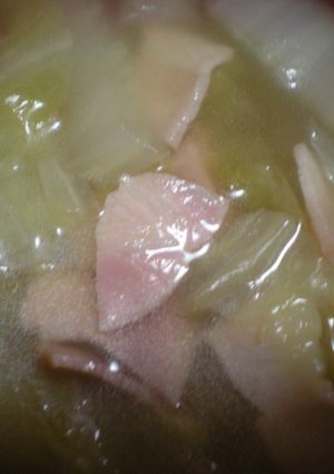 白菜とベ－コンのス－プ-レシピのメイン写真