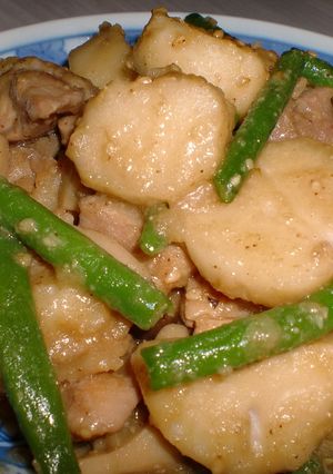鶏肉と里芋のごま煮-レシピのメイン写真