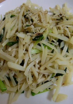 白い野菜のシャキシャキ炒め-レシピのメイン写真