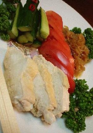 中華前菜三種盛り合わせ「蒸鶏・くらげ・きゅうりの甘酢風味」 by 銀姐