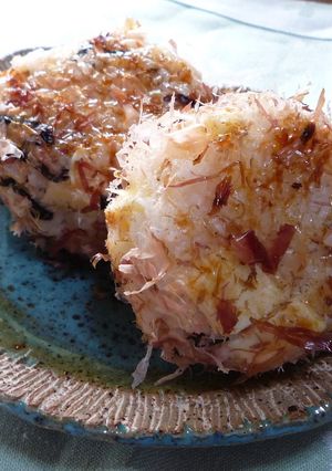 カツオまみれの塩昆布チーズにぎり-レシピのメイン写真