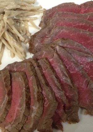 フライパンで作る「ローストビーフ」。-レシピのメイン写真
