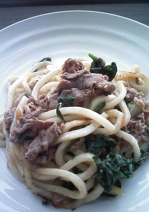 温まるよ！しょうが味♥牛肉の焼きうどん-レシピのメイン写真