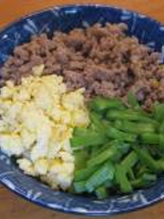 簡単鶏そぼろ-レシピのメイン写真