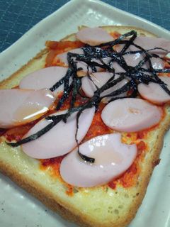 おさかなソーセージでキムチトースト-レシピのメイン写真