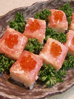生ハムといくらの<押し寿司>♪-レシピのメイン写真