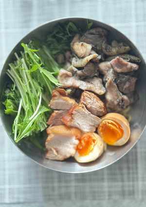 "炭火焼きチキンの鶏油まぜそば "-レシピのメイン写真