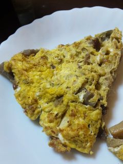 筑前煮(煮しめ)でオムレツや!-レシピのメイン写真