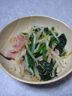 もやしとほうれん草とベーコンの炒め物-レシピのメイン写真