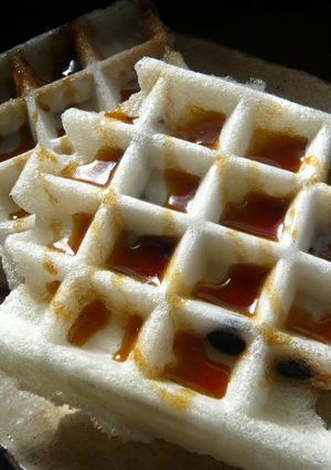 お餅でモッフル　黒豆＆栗甘露煮-レシピのメイン写真