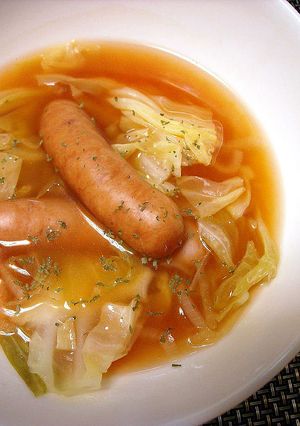 キャベツとウインナーのトマトスープ-レシピのメイン写真
