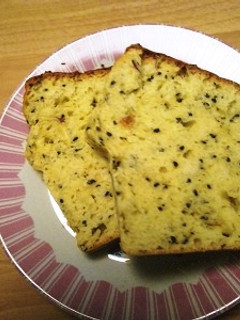 おいも黒ごまパン-レシピのメイン写真