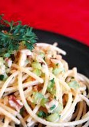 カリカリ！くるみとセロリ。パン粉のパスタ-レシピのメイン写真