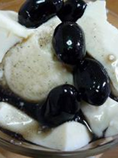 豆腐と黒豆のデザート(パンナコッタ風)-レシピのメイン写真