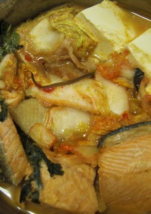 基本の豆腐チゲ～鮭の白味噌仕立て～-レシピのメイン写真