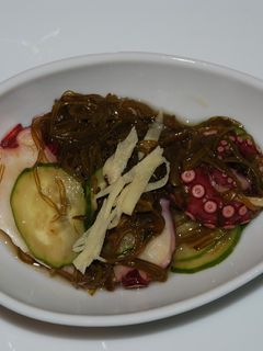 ヘルシー♪ めかぶとタコの酢の物-レシピのメイン写真
