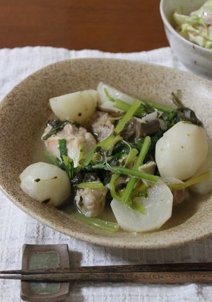 カブと手羽元の中華スープ煮込み-レシピのメイン写真