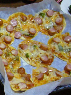 余った餃子の皮で薄皮ピザ-レシピのメイン写真