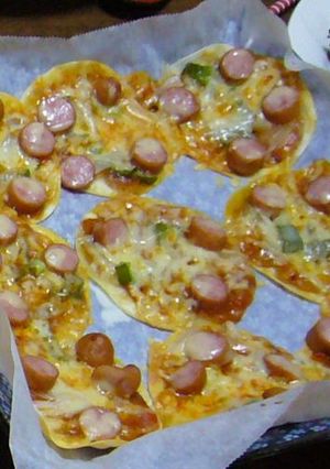 余った餃子の皮で薄皮ピザ-レシピのメイン写真