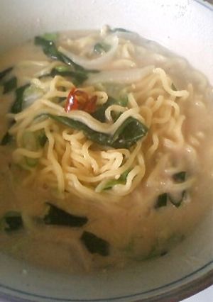 熱々トロトロ！胡麻味噌煮込みラーメン-レシピのメイン写真