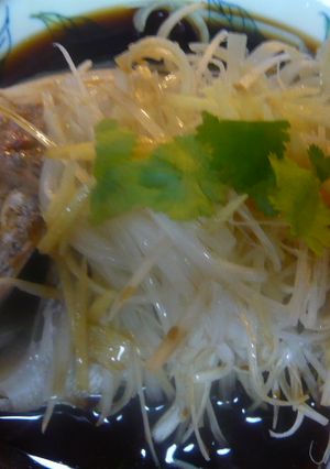 葱油鮮魚（鮮魚の葱、生姜味蒸し）-レシピのメイン写真