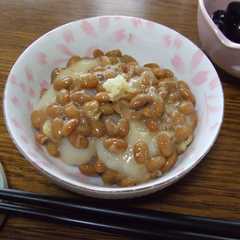 รูปของ これぞ本場！ひと味違う納豆餅＊