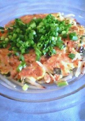 美味しくダイエット☆お好み焼き風もやし焼き　にんにく醤油レモンソースであっさりと♪-レシピのメイン写真