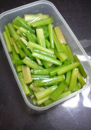 セロリの大好きの食べ方♪-レシピのメイン写真