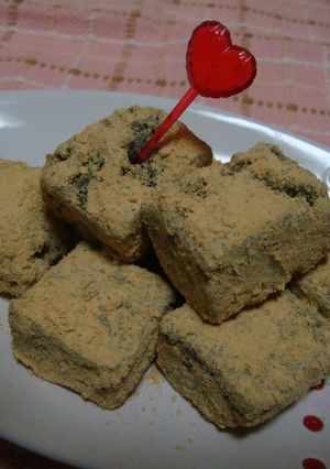 パン粉でしっとり♪黒ゴマきな粉チョコ-レシピのメイン写真
