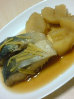 生姜たっぷりはまちとじゃがいもの煮物-レシピのメイン写真