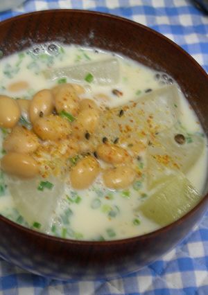 冬野菜と大豆の豆乳スープ-レシピのメイン写真