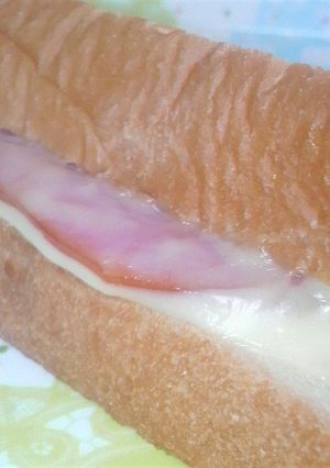 スピードメニュー！レンジでチーズパン♪-レシピのメイン写真
