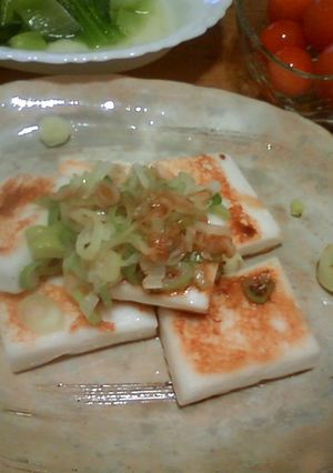 激簡単☆はんぺんのネギのっけ焼き-レシピのメイン写真