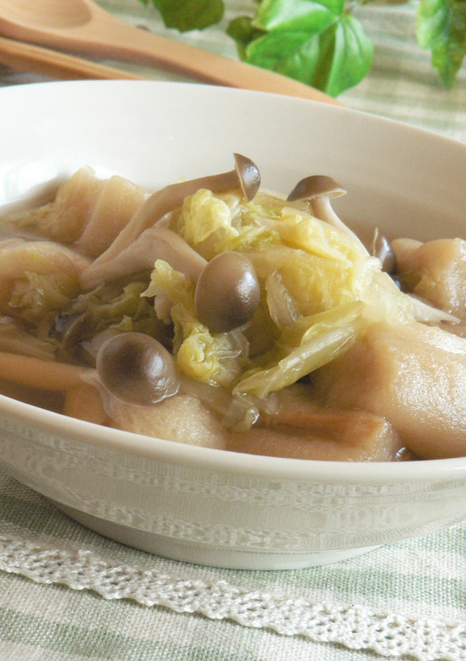 つゆまでいただく…白菜と麩の優しい煮物-レシピのメイン写真