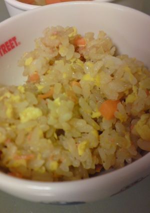 簡単にできる★鮭マヨチャーハン★-レシピのメイン写真