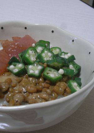 めんつゆで☆漬けマグロ・オクラ納豆丼-レシピのメイン写真