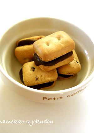 ●サクサクとろ〜り♪チョコサンド乾パン●-レシピのメイン写真