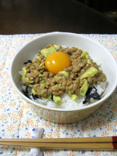 アボカド納豆丼♪味ポン入り-レシピのメイン写真