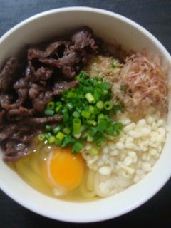 ✾美味しい!汁まで飲みほす釜玉肉うどん✾-レシピのメイン写真