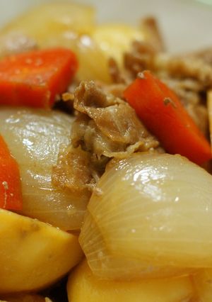 すき焼きのたれで『お手軽☆肉じゃが』-レシピのメイン写真