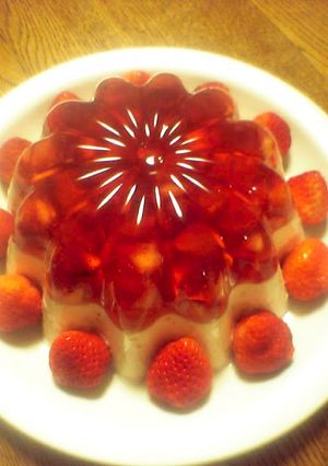 イチゴのバースデーゼリー-レシピのメイン写真
