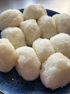 【覚書】冷めても美味しい塩おにぎり-レシピのメイン写真