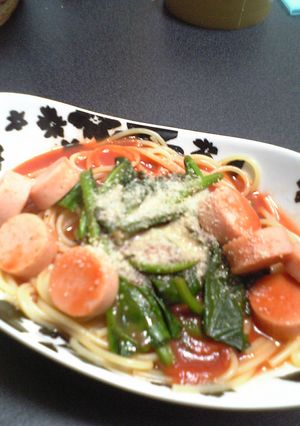 ソーセージとほうれん草のトマトパスタ-レシピのメイン写真