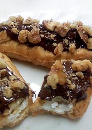 バレンタインにいかが くるみエクレア-レシピのメイン写真