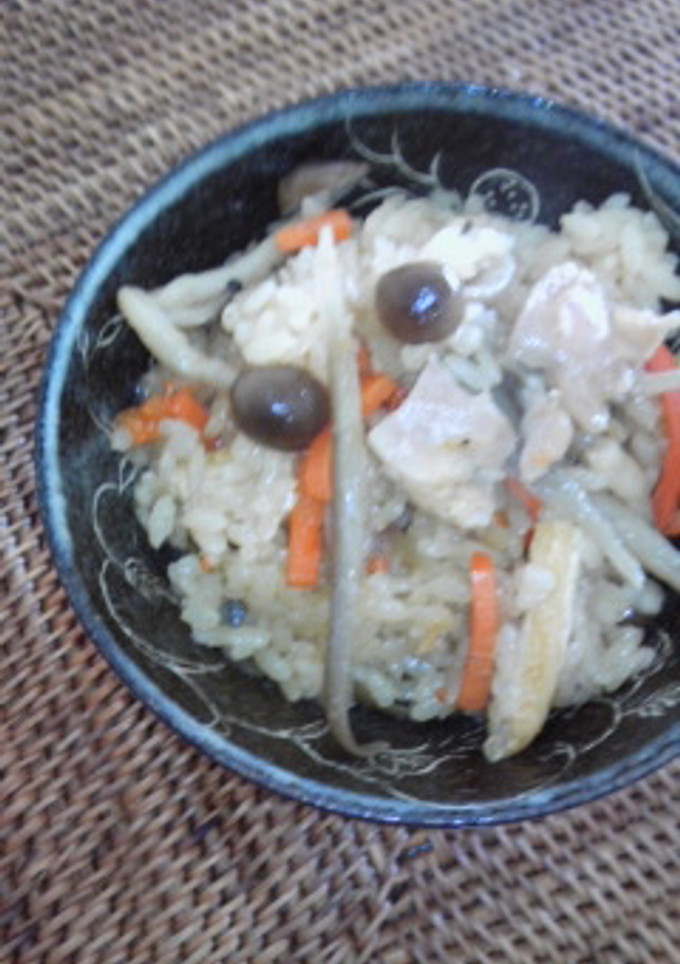鶏とごぼうのコクうま！炊き込みごはん-レシピのメイン写真