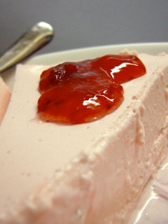 イチゴのレアチーズケーキ-レシピのメイン写真