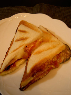 朝食☆ナスとベーコンのミートホットサンド-レシピのメイン写真