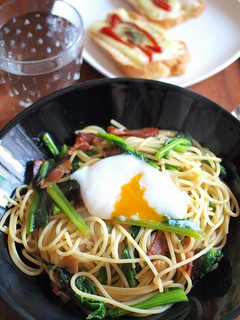 簡単和風!菜の花のからしパスタ温泉卵のせ-レシピのメイン写真