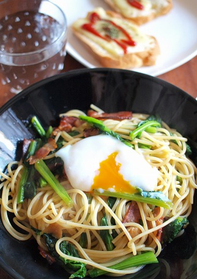 簡単和風!菜の花のからしパスタ温泉卵のせ-レシピのメイン写真