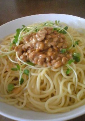 簡単激うま☆にんにく香る納豆スパ-レシピのメイン写真